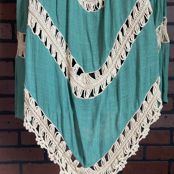 UMGEE Tunic Top - Picture 3 of 5
